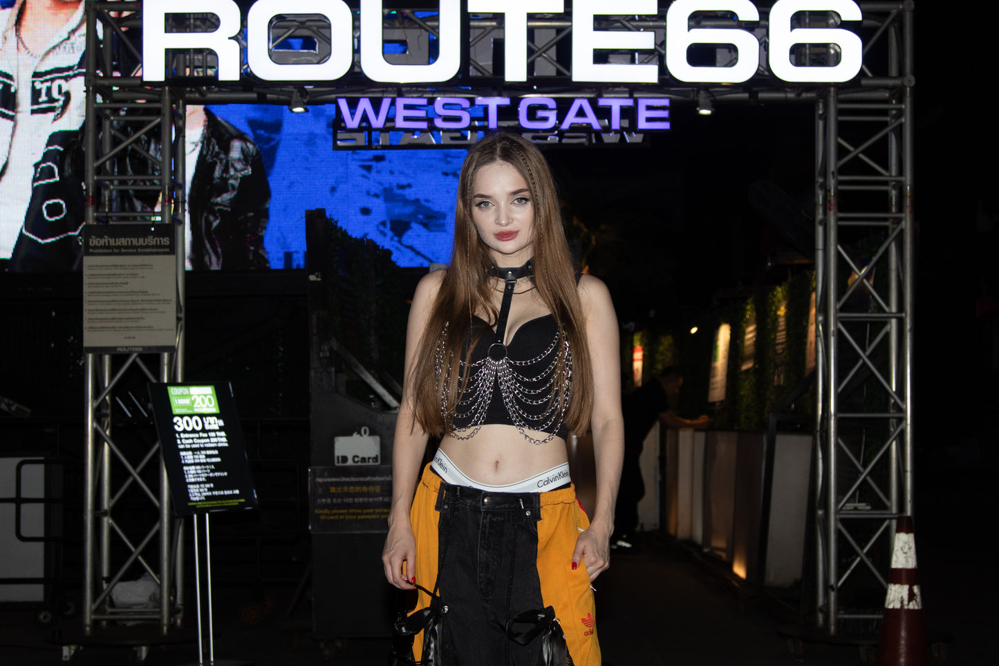 Club  (No Retouching)
